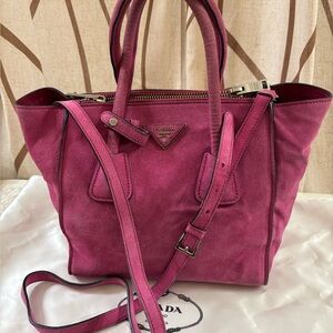 🆕 Prada Milano two way Suede Tote Bag👜